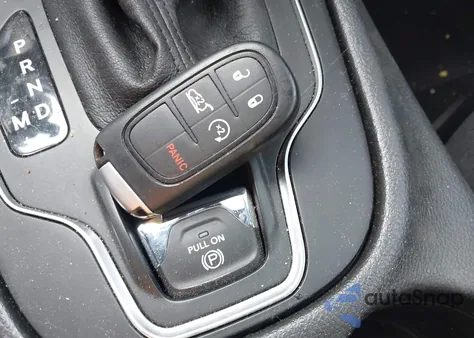 2021 Jeep Cherokee 80Th Anniversary Fwd z USA, uszkodzony, nr VIN 1C4PJLMN9MD114810